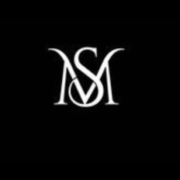 Meet your Posher, Melissa - Picture 1 of 1